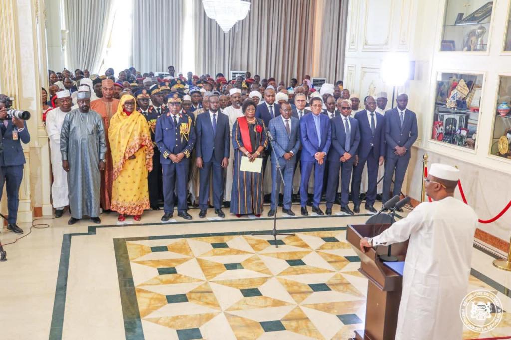 العاملون برئاسة الجمهورية يجددون التهنئة لرئيس الجمهورية ويؤكدون الالتزام بروح المسؤولية في 2026